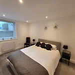Sandbeck Apartments, Beach Haven
